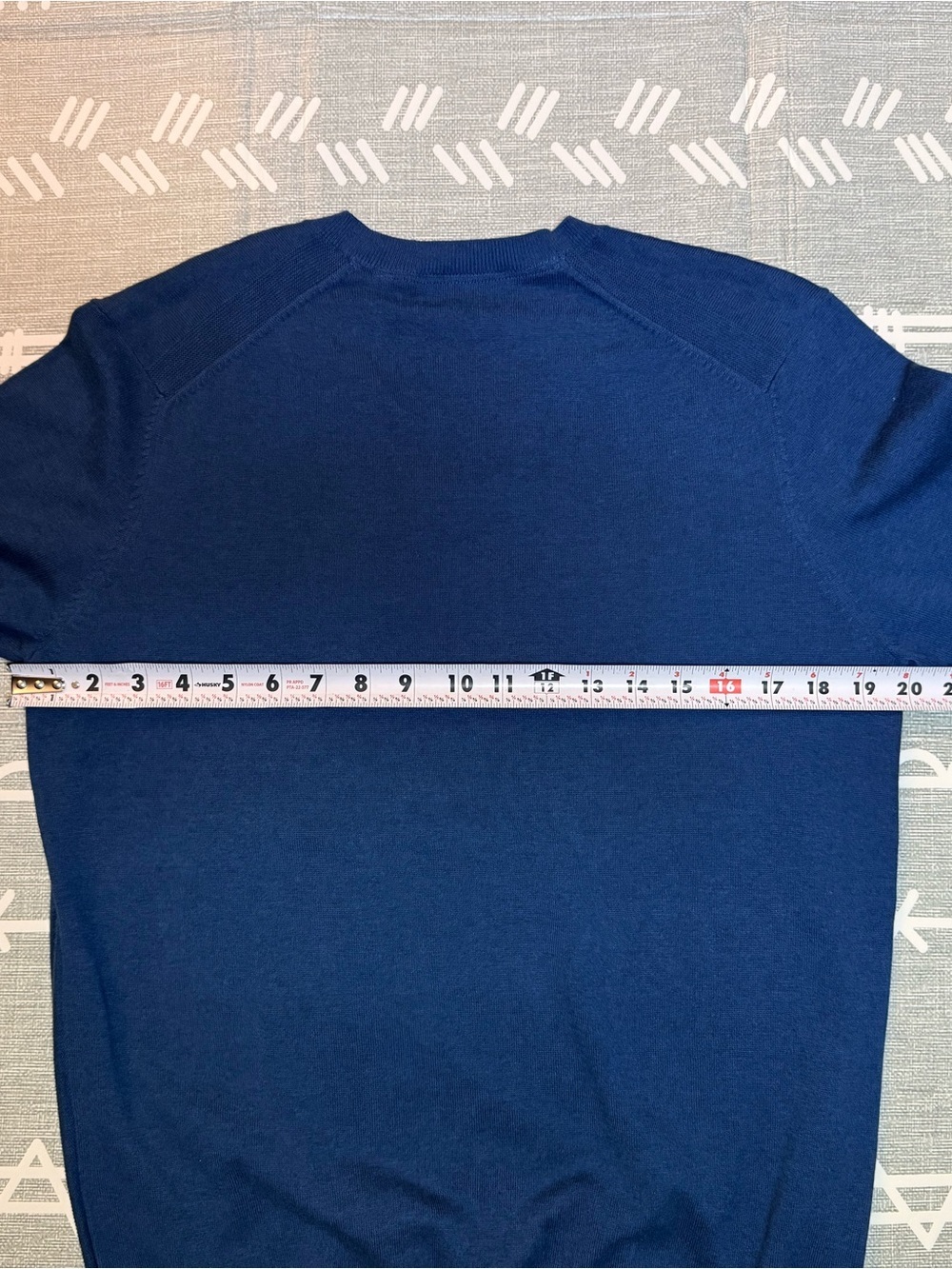 Ben Sherman Men's V-Neck Sweater in Deep Blue - Picture 8 of 10
